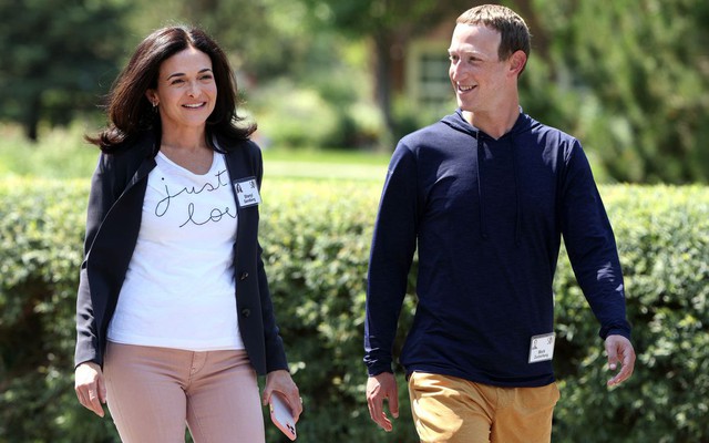 Sheryl Sandberg nhiều năm được coi là “cánh tay mặt” của Mark Zuckerberg.