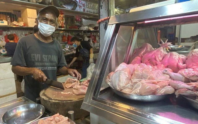 Mạnh vì gạo, bạo vì tiền: Singapore giải quyết chóng vánh cuộc "khủng hoảng cơm gà" khi vừa nhen nhóm nhưng thế giới khó có "may mắn" ấy