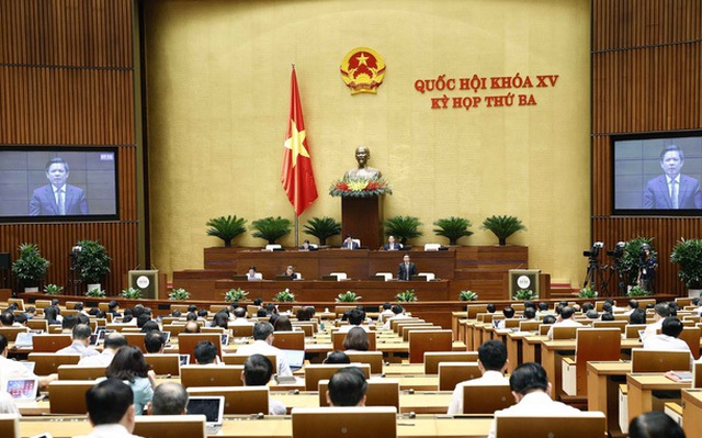 Chiều 6/6, Quốc hội họp phiên toàn thể thảo luận về kế hoạch triển khai dự án đường Hồ Chí Minh giai đoạn tiếp theo. Ảnh: TTXVN
