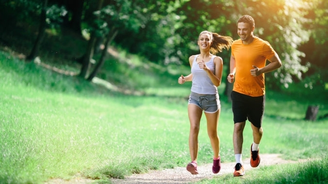 1 tiếng chạy bộ mỗi ngày ảnh hưởng thế nào tới xương khớp? Muốn chạy bộ hiệu quả, sức khỏe thăng hạng nhất định phải lưu ý 3 điều - Ảnh 5.