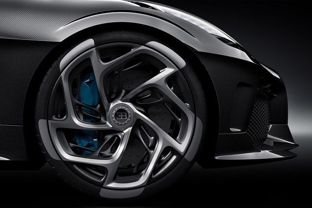Điều gì khiến Bugatti La Voiture Noire có giá trên trời hơn 410 tỷ đồng: Mẫu xe được mệnh danh là kiệt tác thiết kế, tinh tế đến từng chi tiết - Ảnh 6.