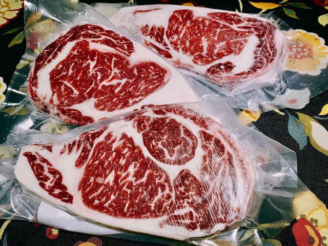 Review 4 loại thịt bò nhập khẩu được ưa chuộng nhất trong đó có loại được đánh giá là sang-xịn-mịn - Ảnh 1.
