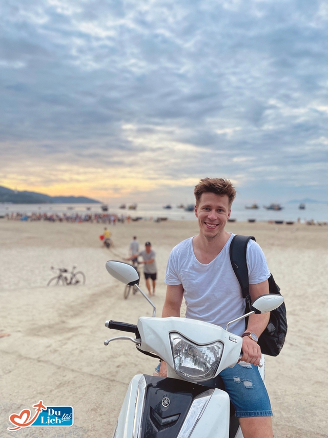 Chàng kỹ sư Google phượt xe máy khắp Tây Bắc: Khi mình ngã, 15 người Việt Nam lao vào giúp - Ảnh 6.