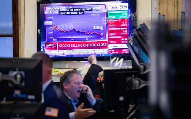 Thị trường chứng khoán Mỹ lao dốc trong quý II. (Ảnh: Shutterstock)