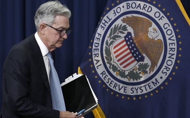 Không phải tăng lãi suất, vào cuối năm 2023 Fed sẽ phải hạ lãi suất?