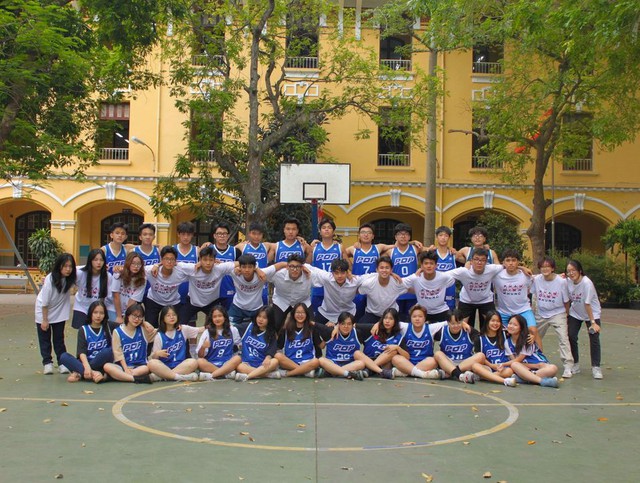Ngoài THPT Chu Văn An và Yên Hòa, đây là ngôi trường cấp 3 ở Hà Nội có điểm chuẩn cao ngất ngưởng năm nay: Xem profile mới thấy xứng tầm - Ảnh 10.