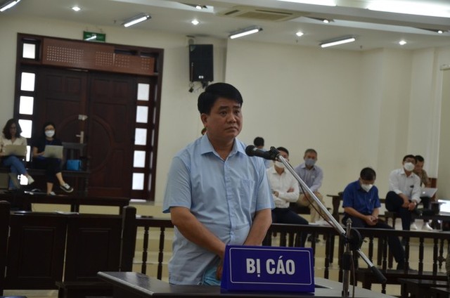  Cựu Chủ tịch Hà Nội Nguyễn Đức Chung phủ nhận mọi cáo buộc  - Ảnh 1.