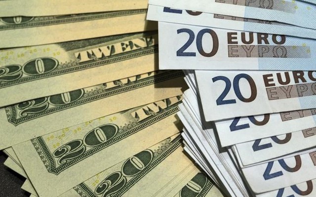 Chuyện gì sẽ xảy ra khi giá đồng euro ngang bằng USD?