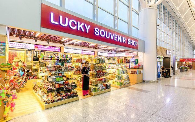 Taseco Airs là chủ chuỗi nhà hàng Lucky tại nhiều sân bay.