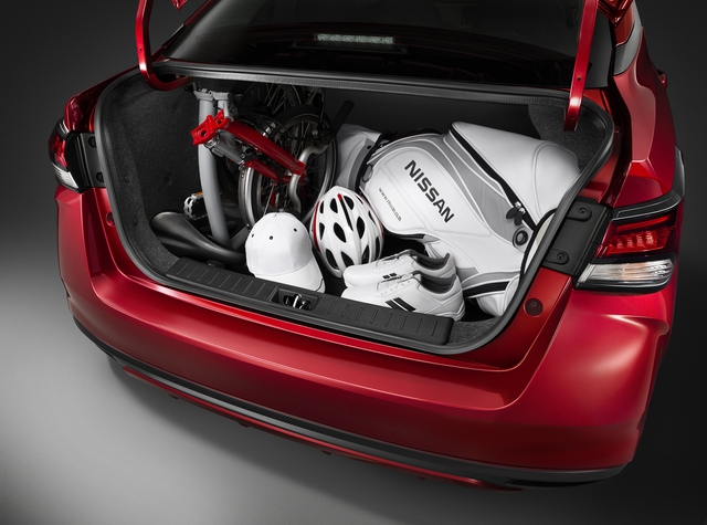 Nissan Almera có phiên bản mới: động cơ 1.0L turbo độc nhất trong phân khúc, đạt tiêu chuẩn Euro 5, giá từ 539 triệu đồng - Ảnh 2.