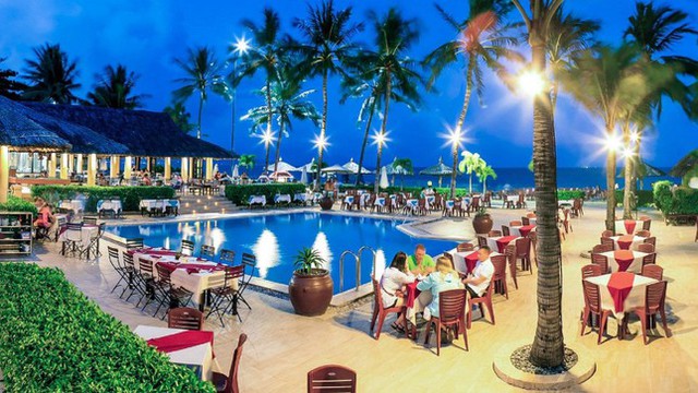 Khánh Hoà sẽ di dời hai nhà hàng chắn biển Nha Trang - Ảnh 3.