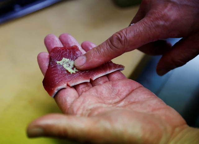 Bí mật về phương pháp câu truyền thống giúp người Nhật giữ tuyệt đối vị ngon của cá ngừ - Ảnh 7.