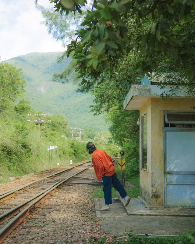 4 đường tàu sống ảo nổi tiếng tại Việt Nam, chụp góc nào cũng đẹp như phim  - Ảnh 7.