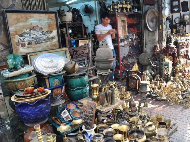 Xu hướng mua sắm ''cũ người mới ta'': Vì sao ngày càng nhiều người chuộng hàng "second-hand" đến thế?