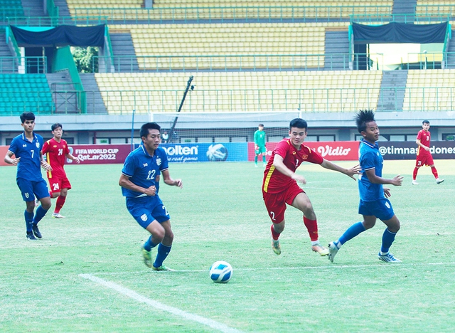 U19 Thái Lan thất bại trước U19 Lào và Việt Nam, Chanathip nhắn gửi: “Mọi thứ sẽ ổn thôi” - Ảnh 1.