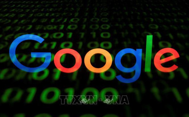 Biểu tượng Google trên màn hình máy tính bảng. Ảnh: AFP/TTXVN