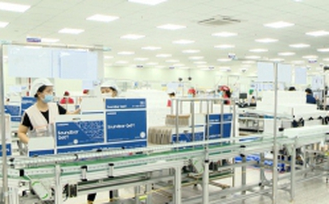 Sản xuất thiết bị điện tử tại Công ty TNHH Điện tử Bumjin Vina