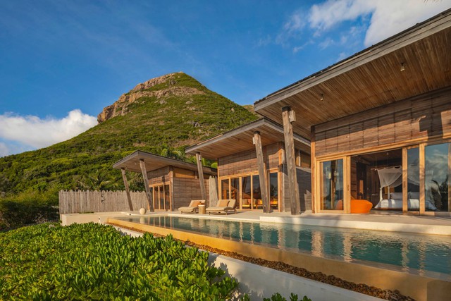 Resort của Việt Nam vào top tốt nhất châu Á do tạp chí Mỹ bình chọn: Nơi nghỉ dưỡng cao cấp có thế tựa núi hướng biển, từng là điểm lưu trú của tài tử Brad Pitt - Ảnh 3.