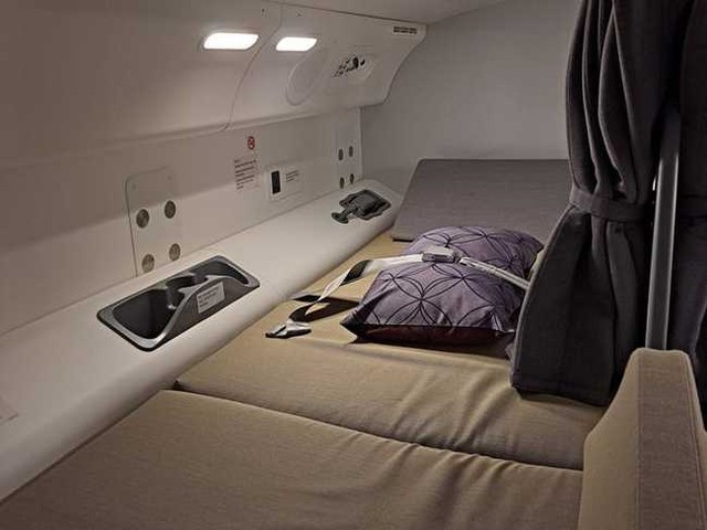 Bên trong phòng ngủ bí mật của phi công trên các chuyến bay dài: Thoải mái chẳng kém gì một số khoang hạng nhất! - Ảnh 12.