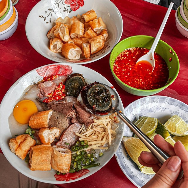 Những quán ăn mở cửa khuya suốt mấy mươi năm nay để phục vụ hội cú đêm Sài Gòn - Ảnh 14.