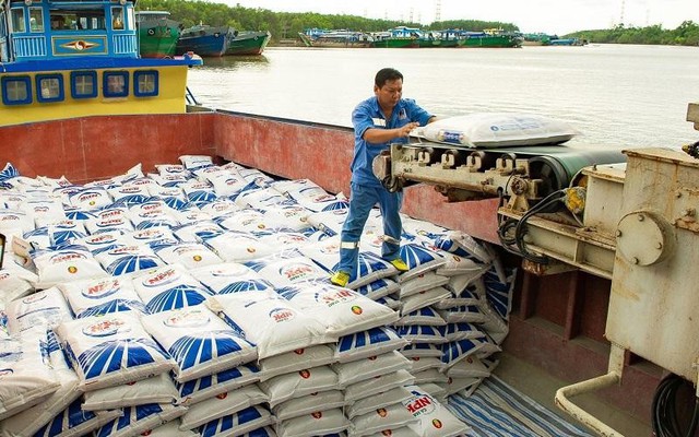 Xuất khẩu phân bón đang tăng, tỷ lệ nhập siêu có được rút ngắn?