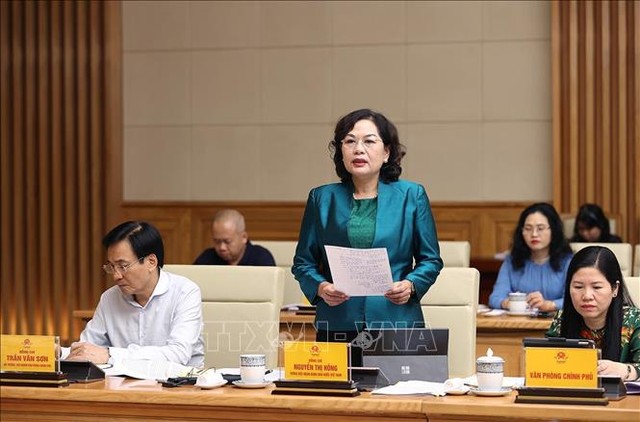 Thủ tướng Phạm Minh Chính chủ trì họp bàn về ổn định kinh tế vĩ mô, kiểm soát lạm phát - Ảnh 4.