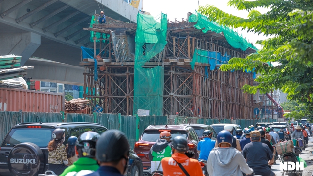 Tuyến vành đai 2 Hà Nội: Hợp long toàn bộ tuyến trên cao, dự kiến khai thác tháng 6/2023 - Ảnh 8.