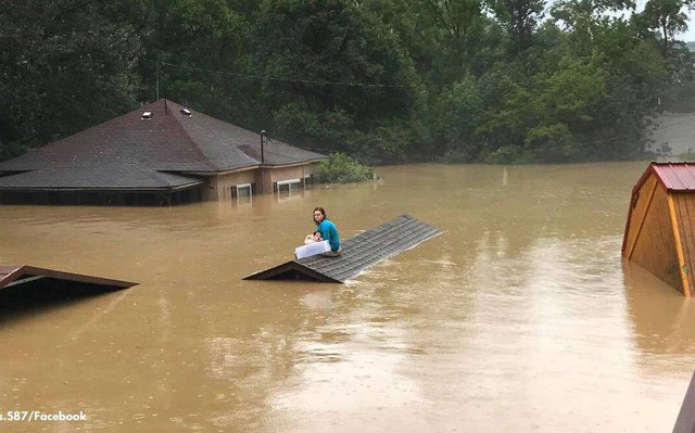 Trận lũ tàn khốc “ngàn năm có một” càn quét 1 bang của Mỹ: Xót xa 4 anh em bị lũ cuốn trôi