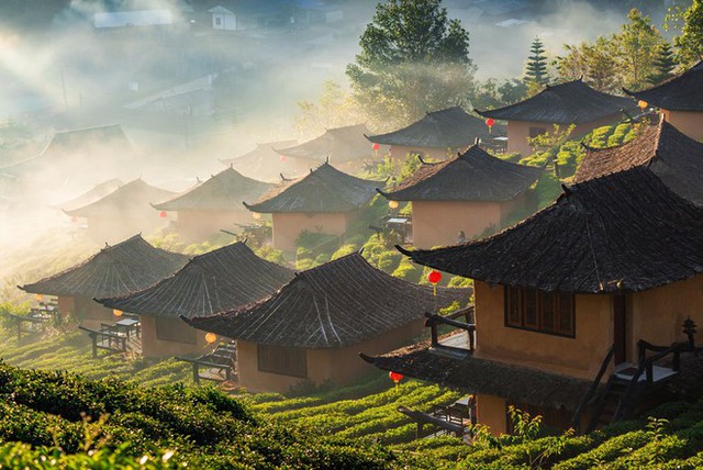 Vẻ đẹp thơ mộng đến nao lòng của cổ trấn tại Mae Hong Son, thiên đường ẩn mình xứ chùa Vàng - Ảnh 5.