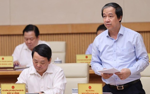 Bộ trưởng Nguyễn Kim Sơn phát biểu tại phiên họp (ảnh Nhật Minh)