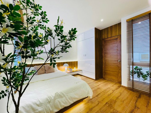Vợ chồng trẻ tậu căn nhà đầu tiên hơn 10 tỷ tại TP. HCM: Thiết kế hiện đại, đẹp như khu nghỉ dưỡng - Ảnh 15. Vợ chồng trẻ tậu căn nhà đầu tiên hơn 10 tỷ tại TP. HCM: Thiết kế hiện đại, đẹp như khu nghỉ dưỡng - Ảnh 15.