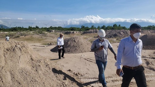  Bộ Công an vào cuộc vụ khai thác đất cát trái phép tại KCN Phước Nam - Ninh Thuận  - Ảnh 2.