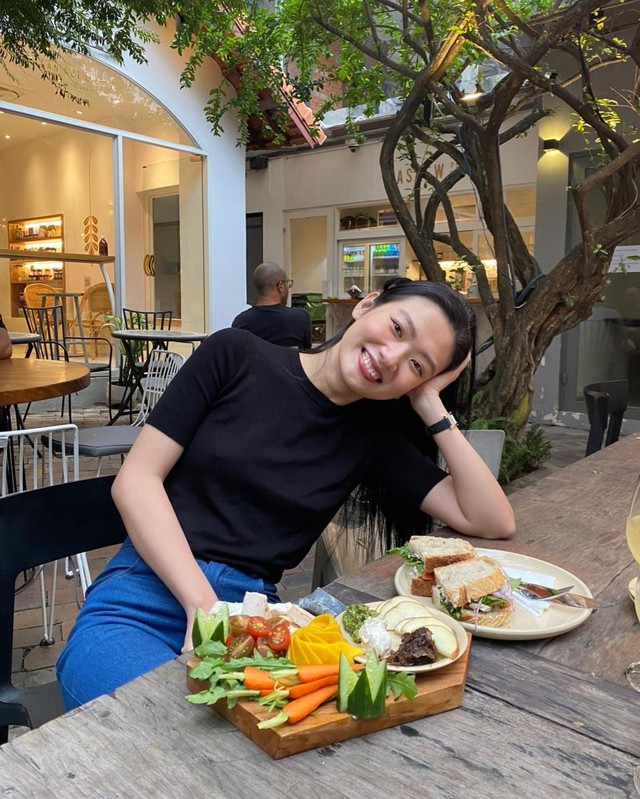 4 nhà hàng chay tại TP.HCM kết hợp hài hoà giữa không gian sang chảnh và thiên nhiên để thực khách có bữa ăn xanh trọn vẹn - Ảnh 22.