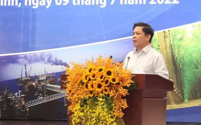 Bộ trưởng Bộ Giao thông vận tải Nguyễn Văn Thể phát biểu tại Hội nghị