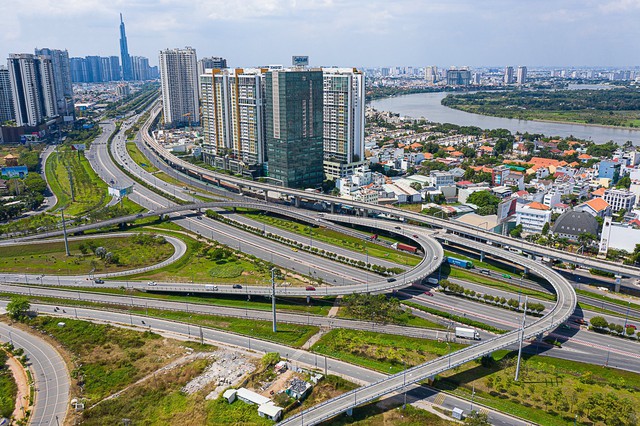 Diện mạo của Thành phố hơn một tuổi có GRDP cao thứ 3 Việt Nam - Ảnh 1.