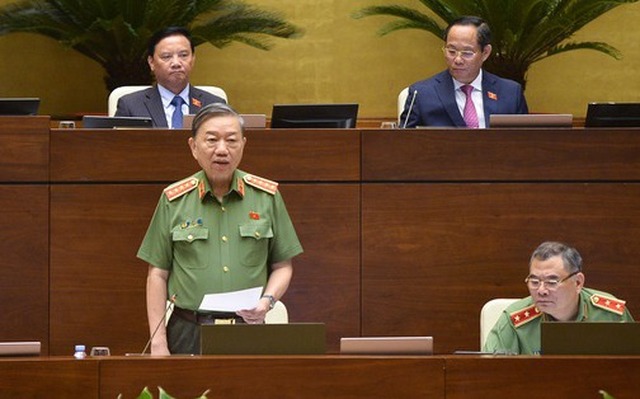 Bộ trưởng Tô Lâm trong một lần trả lời chất vấn tại Quốc hội - Ảnh: Quochoi.vn