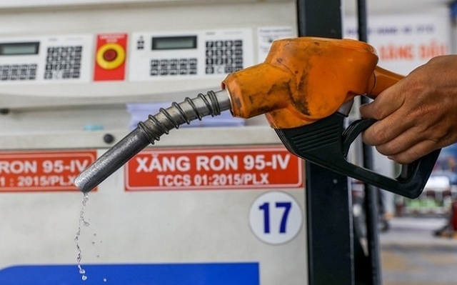 7 doanh nghiệp xăng dầu đầu mối bị tước giấy phép hoạt động có thời hạn