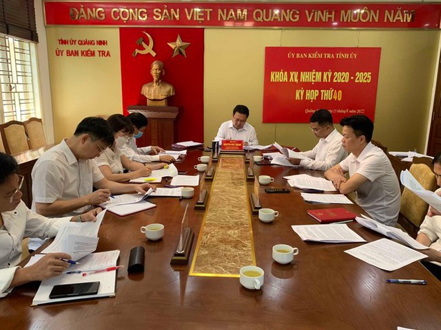 Vi phạm của ông Ninh Văn Chủ, cựu Giám đốc CDC Quảng Ninh đến mức phải kỷ luật - Ảnh 1.