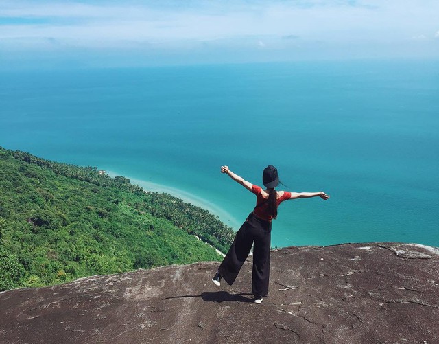 Du lịch Kiên Giang lên ngôi mùa lễ: Nhiều đảo lớn nhỏ để tham quan, tắm biển và thưởng thức hải sản đặc trưng - Ảnh 8.