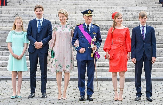 Sắp có hôn lễ hoàng gia lớn nhất năm 2022: Lộ diện chân dung cô dâu và chú rể - Ảnh 3.