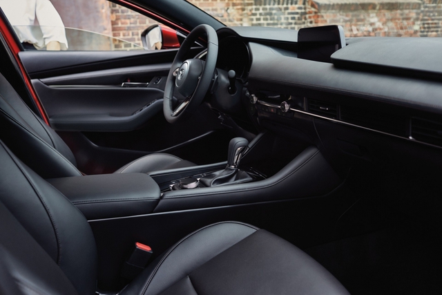 Mazda3 2023 sắp ra mắt, giá chỉ từ gần 500 triệu đồng - Ảnh 4.