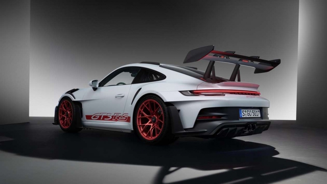 Cận cảnh Porsche 911 GT3 RS thế hệ mới - Ảnh 4.