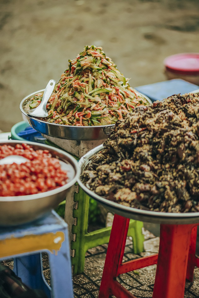 Lạc lối ở thiên đường ẩm thực chợ Châu Đốc - Ảnh 9.