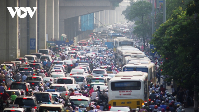 Giao thông trên đường Nguyễn Trãi hỗn loạn vào giờ cao điểm - Ảnh 33.