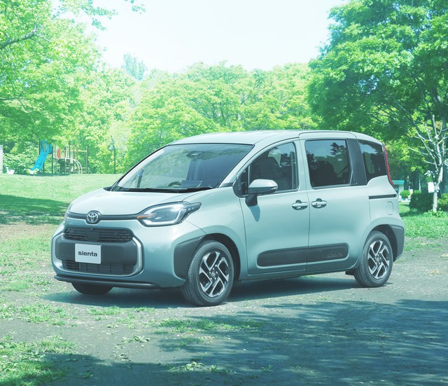 Toyota Sienta 2023 ra mắt: MPV 7 chỗ giá rẻ dùng khung gầm Yaris, cạnh tranh Xpander - Ảnh 2.