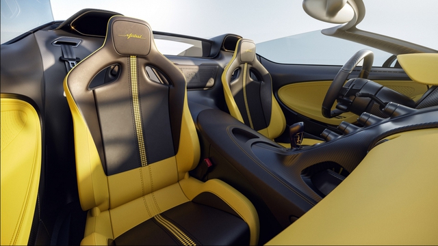 Bugatti W16 Mistral – hypercar mui trần giá hơn 110 tỷ đồng - Ảnh 10.