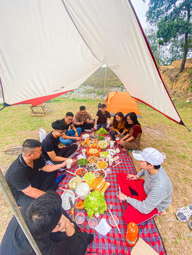 與家人一起征服 Ham Lon 和 Soc Son 山脈，享受完美的野餐 - 照片 10。