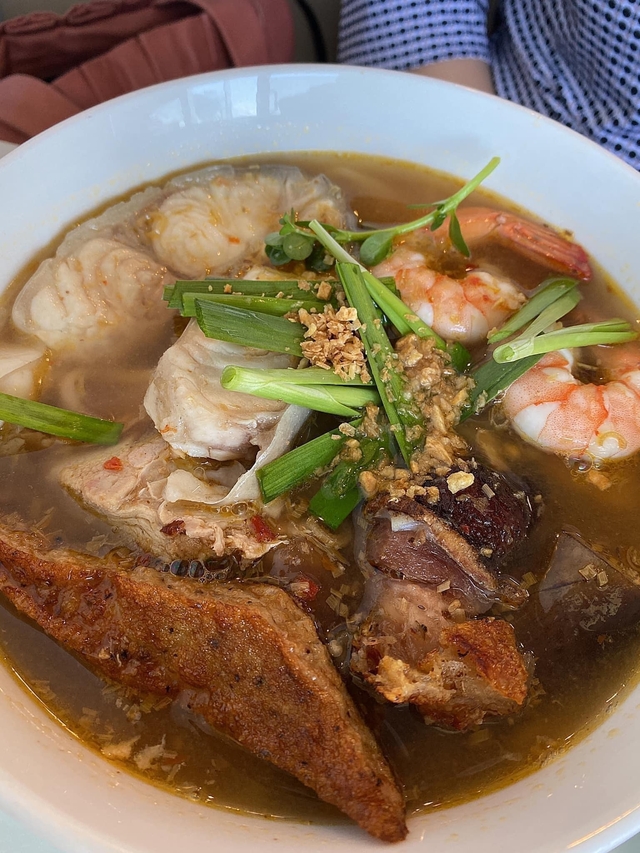 5 món ăn đường phố nức tiếng Sài Gòn nhưng hiếm có khó tìm ở Hà Nội - Ảnh 9.