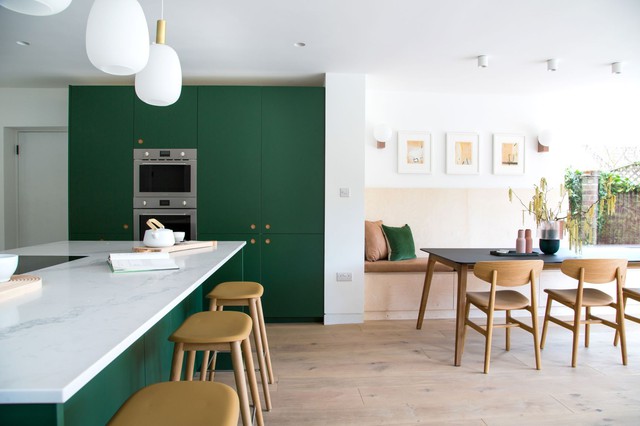 Từ nhẹ nhàng đến sang trọng, đây là những thiết kế nhà bếp với gam màu xanh lá khiến bạn không chê vào đâu được - Ảnh 14.