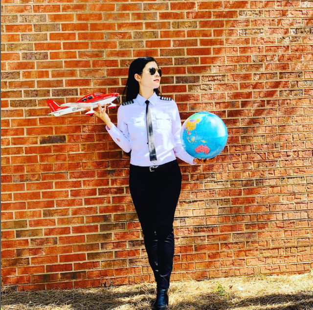 Nữ phi công gốc Việt muốn bay vòng quanh thế giới: Chi tiền tỷ để học bay, thỏa khát vọng chinh phục bầu trời - Ảnh 3.
